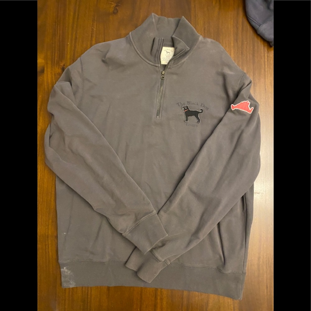 The Black Dog 1/4 zip sweatshirt Men’s XXL